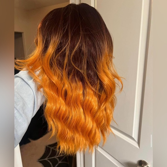 Chelsey Smith Cosmetics Crowns Cloud Pumpkin Petite Wig - Picture 6 of 10